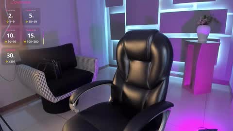  Bella C  online show from 11/24/25, 02:50