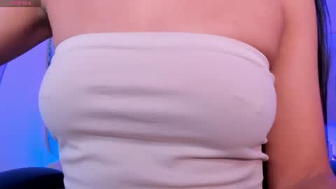 Snapshot of bellacarteer_ chatting on 07/21/26, 08:00 Bella C online show from 07/21/26, 08:00