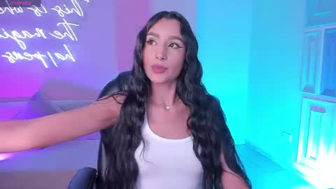 Snapshot of bellacarteer_ chatting on 07/31/26, 08:19 Bella C online show from 07/31/26, 08:19