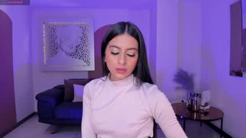 Snapshot of bellaconnor_ chatting on 04/22/26, 03:09 Bella online show from 04/22/26, 03:09