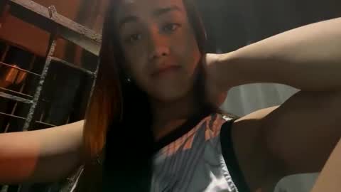 Snapshot of belladeputaxx chatting on 06/10/26, 05:01 IM BELLA online show from 06/10/26, 05:01