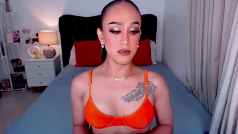 Snapshot of belladeputaxx chatting on 07/13/26, 01:58 IM BELLA online show from 07/13/26, 01:58