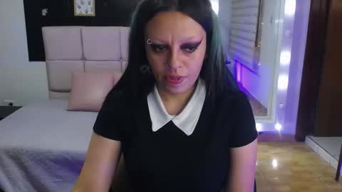 Snapshot of belladona_trix chatting on 11/03/25, 07:26 belladona_trix online show from 11/03/25, 07:26