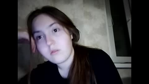 Snapshot of bellahadid8 chatting on 12/03/25, 11:25 Charming Hamster online show from 12/03/25, 11:25