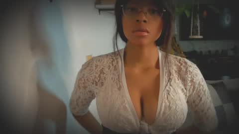 Bellah online show from 06/10/26, 07:51
