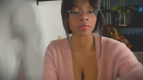 Bellah online show from 06/18/26, 04:57