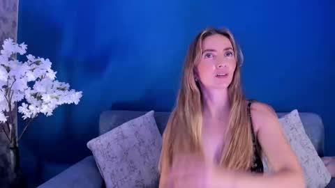 Bella Marie online show from 10/03/25, 11:35