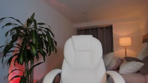 Bella Mia online show from 01/26/25, 04:20