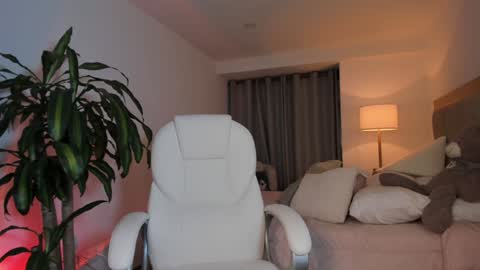 Bella Mia online show from 01/27/25, 03:47