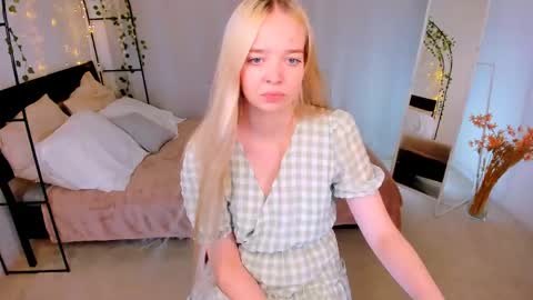 Bella online show from 05/19/26, 10:05