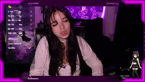 Bella Monteluna online show from 12/15/25, 11:53