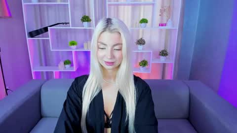 Bella online show from 05/09/26, 12:32