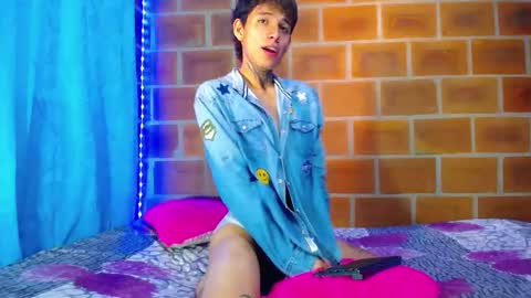 bellamy_094 online show from 10/22/25, 06:29