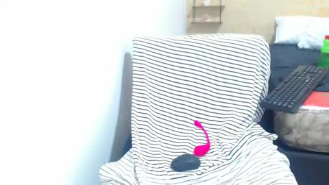 Snapshot of bellamy_sweet chatting on 03/06/25, 07:36 bellamy online show from 03/06/25, 07:36