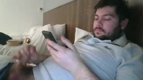 Snapshot of bellandballs chatting on 02/18/25, 08:14 bellandballs online show from 02/18/25, 08:14