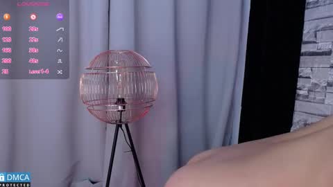   online show from 03/05/25, 01:21