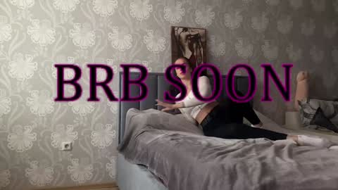 Snapshot of bellaparker_ chatting on 12/28/24, 10:36 bellaparker_ online show from 12/28/24, 10:36