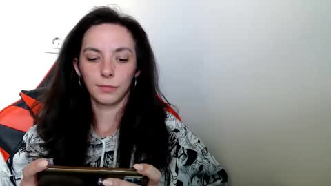 bellaqueen0701 online show from 03/04/25, 10:13