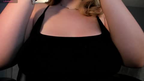  Bella Rose  online show from 12/03/25, 03:25