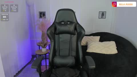 CALL ME BELLA online show from 11/12/25, 12:44