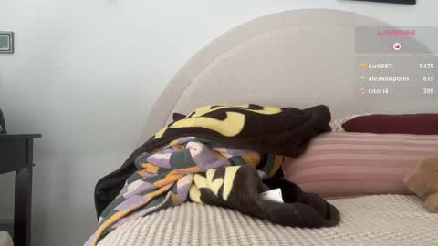 Snapshot of bellaryderr chatting on 02/03/26, 09:42 Isabella Ryder online show from 02/03/26, 09:42