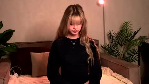 bellasecrettt online show from 05/08/26, 04:45