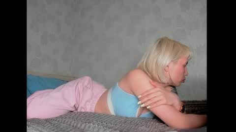 Snapshot of bellaseein chatting on 04/25/26, 07:22 Bella Seen online show from 04/25/26, 07:22