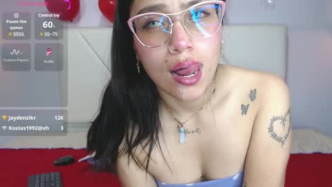 Snapshot of bellastonee1 chatting on 12/12/24, 05:31 bellastonee1 online show from 12/12/24, 05:31