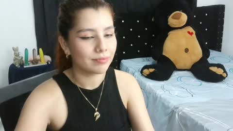 Snapshot of bellatrix_colen chatting on 12/16/24, 07:26 Aleja online show from 12/16/24, 07:26