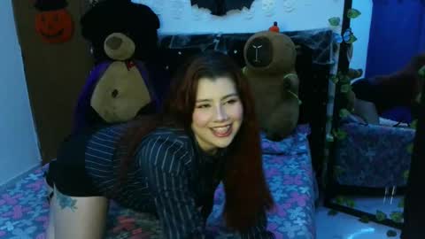 Snapshot of bellatrix_colen chatting on 10/04/25, 10:52 Aleja online show from 10/04/25, 10:52