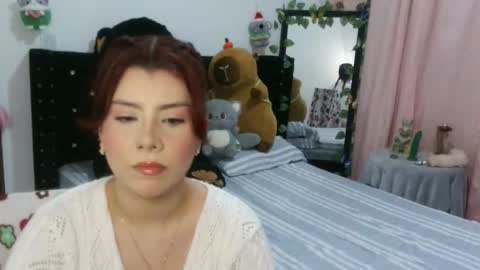 Snapshot of bellatrix_colen chatting on 11/16/25, 10:59 Aleja online show from 11/16/25, 10:59