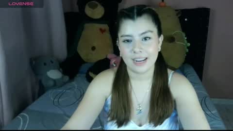 Snapshot of bellatrix_colen chatting on 05/18/26, 05:35 Aleja online show from 05/18/26, 05:35