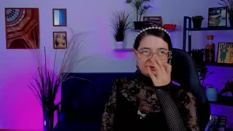 Bella. Ntmu online show from 01/09/25, 11:13