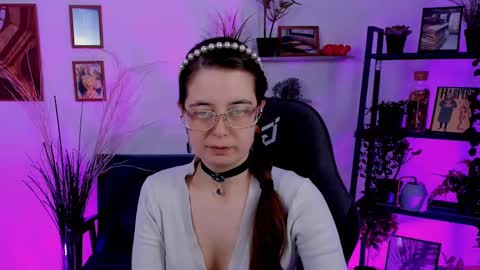 Bella. Ntmu online show from 01/10/25, 05:13