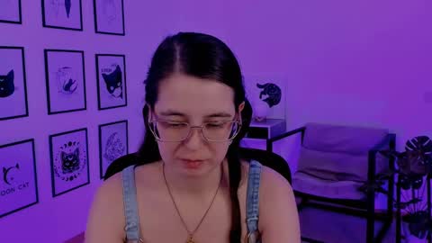 Bella. Ntmu online show from 02/11/25, 02:03