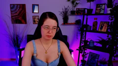 Bella. Ntmu online show from 02/27/25, 11:04