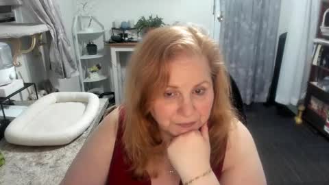Snapshot of bellavoca chatting on 11/30/25, 11:03 Bellavoca online show from 11/30/25, 11:03