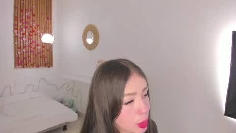 Snapshot of bellawoods_ chatting on 06/21/26, 04:31 laukyubey online show from 06/21/26, 04:31