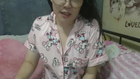 Snapshot of bellbabe chatting on 01/16/25, 09:08 Bella online show from 01/16/25, 09:08