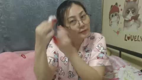 Snapshot of bellbabe chatting on 01/20/25, 08:18 Bella online show from 01/20/25, 08:18