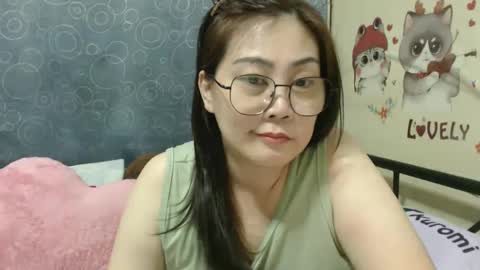 Snapshot of bellbabe chatting on 03/04/25, 11:11 Bella online show from 03/04/25, 11:11