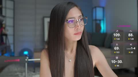 Snapshot of belle_adrienne chatting on 01/25/25, 12:47 Belle Adrienne IG online show from 01/25/25, 12:47