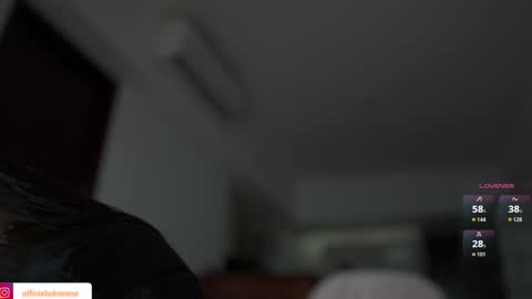 Snapshot of belle_adrienne chatting on 02/25/26, 11:03 Belle Adrienne IG online show from 02/25/26, 11:03