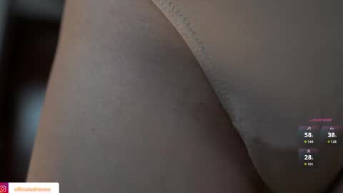 Snapshot of belle_adrienne chatting on 04/03/26, 12:03 Belle Adrienne IG online show from 04/03/26, 12:03