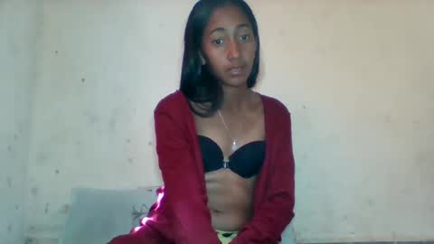belle_annah online show from 03/15/26, 06:52