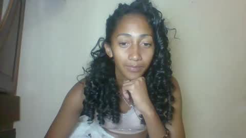 belle_annah online show from 05/10/26, 04:56