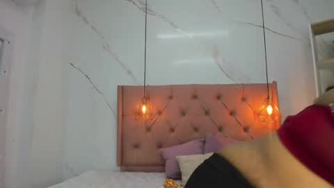 Snapshot of belle_brunette chatting on 03/27/26, 11:43 belle online show from 03/27/26, 11:43
