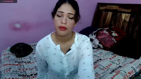 Snapshot of belle_katty000 chatting on 04/13/26, 05:29 SOFIA online show from 04/13/26, 05:29