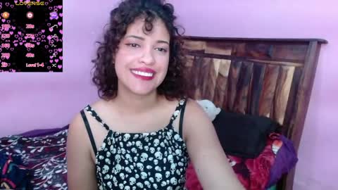 Snapshot of belle_katty000 chatting on 04/23/26, 10:01 SOFIA online show from 04/23/26, 10:01