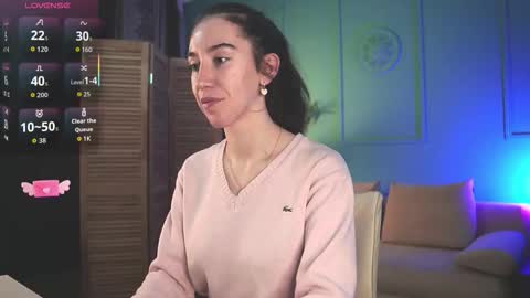 Bella online show from 11/18/25, 03:05